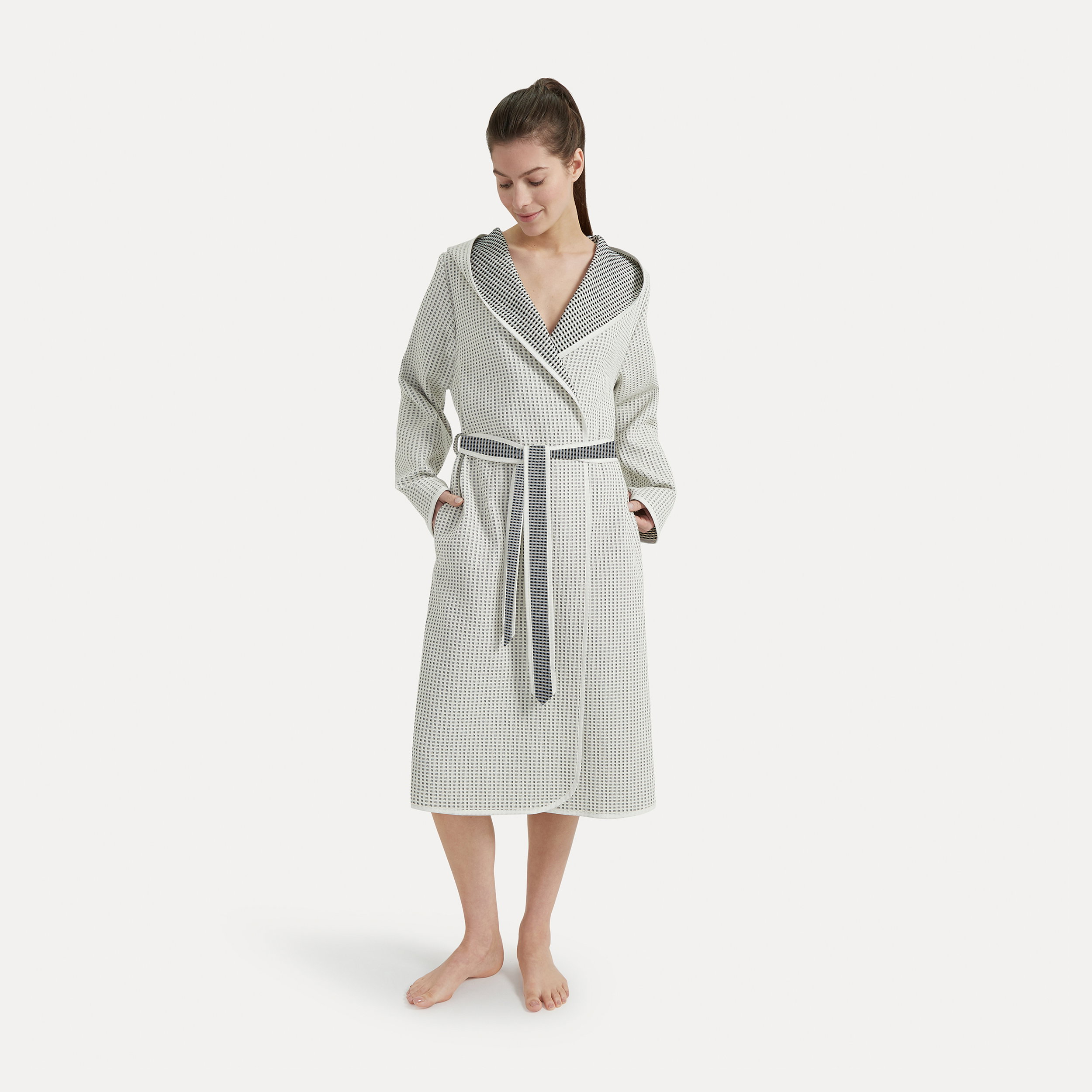 Kimono, Bademantel, Gesteppter Schal, Gürtel, Knielang, Bademantel, Dressing-Gown, Karomuster, Gürtel, knielang
