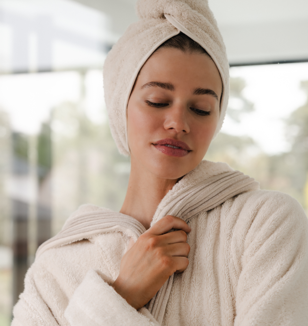 duschhandtuch, bademantel, haarreif, gesichtspflege, wellness