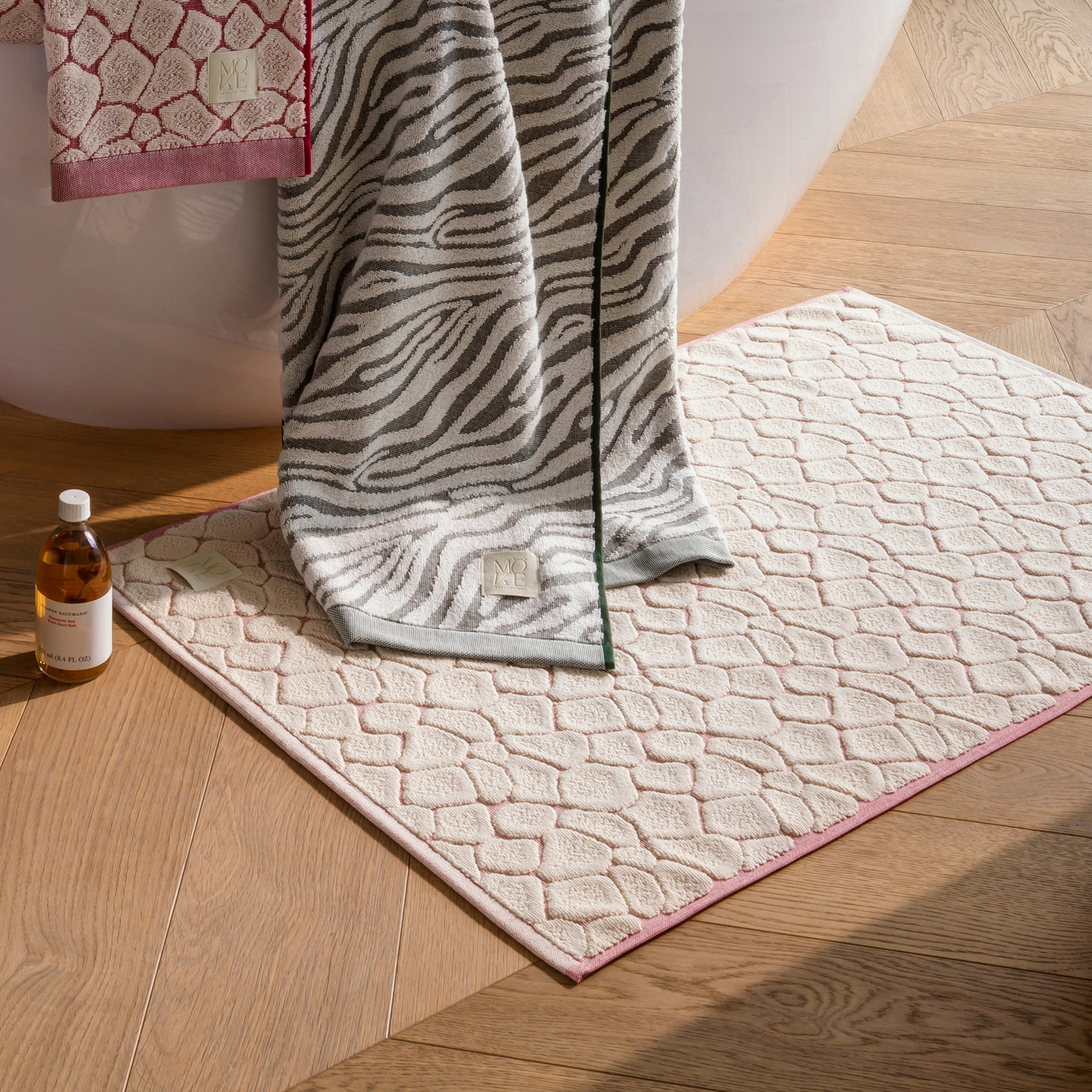 Handtuch, Teppich, Badezimmer, Zebra Muster, Badeteppich, teppich, badmatte, zebr Muster, tuch, fliesenartige textur