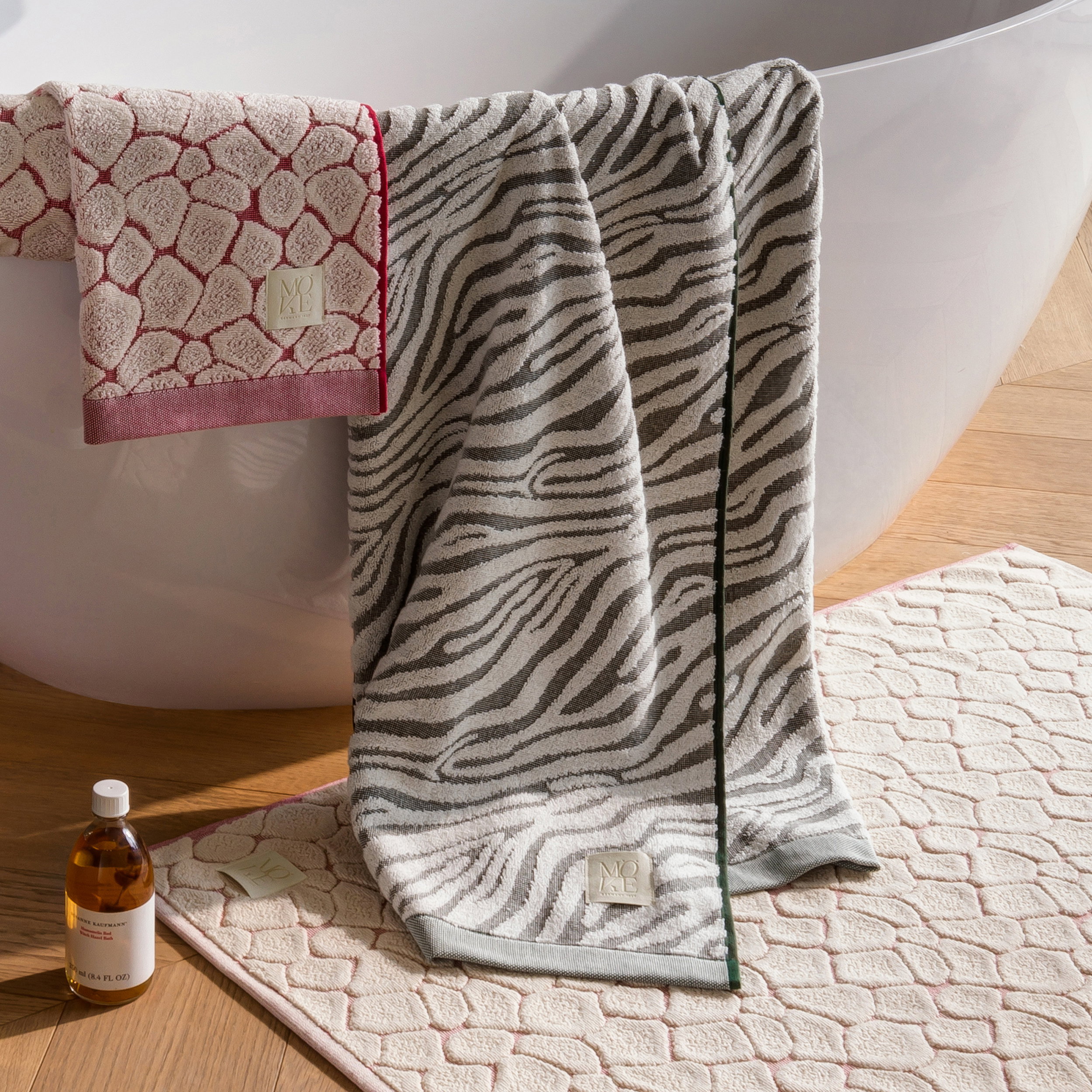 Handtücher, Badehandtuch, Zebra-Muster, weiche Textur, Badezubehör, Handtücher, Badehandtuch, Zebra Muster, Grau, Hotelstil-Handtuch, Handtücher, Zebra Muster, Schal, Baumwolle, Badetücher, Trockentuch, Zebra Muster, Baumwolltuch, Handtuch-Set, Badetücher