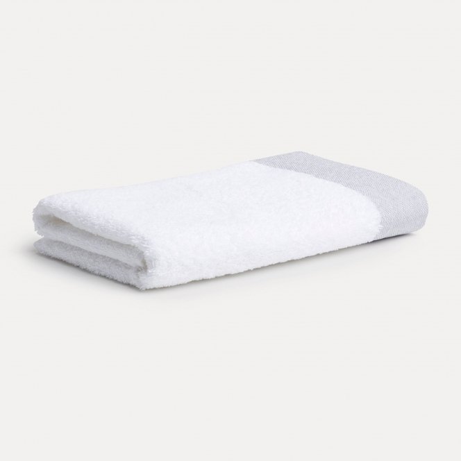 MÖVE Iconic bath towel 67X140 cm